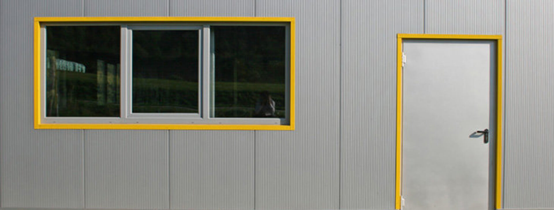 Ventilation and Lighting in the Wall - Industrial and commercial construction - WOLF System