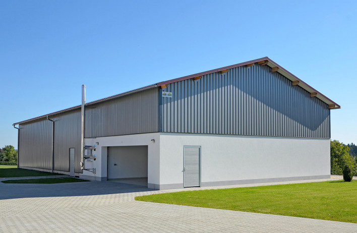 Machinery storage and feed storage facilities - WOLF System