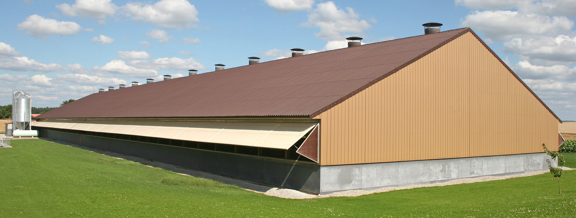 Poultry houses - WOLF System