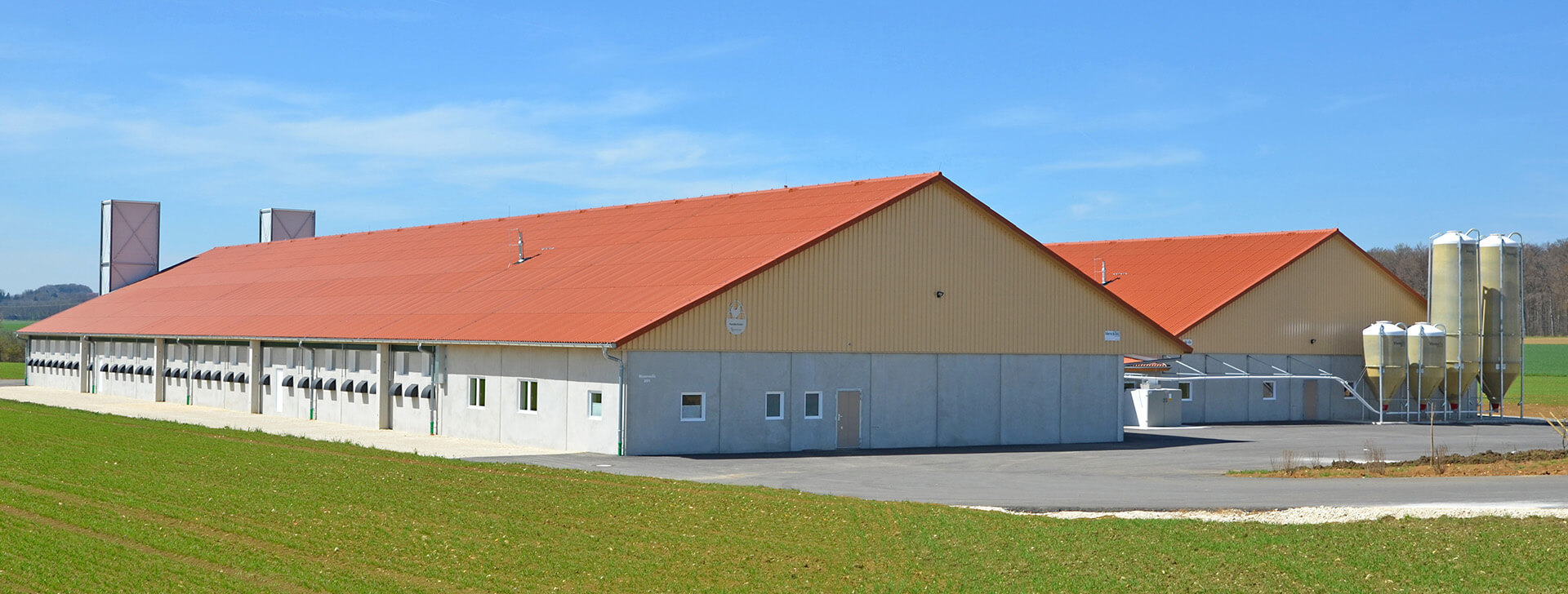 Poultry houses - WOLF System