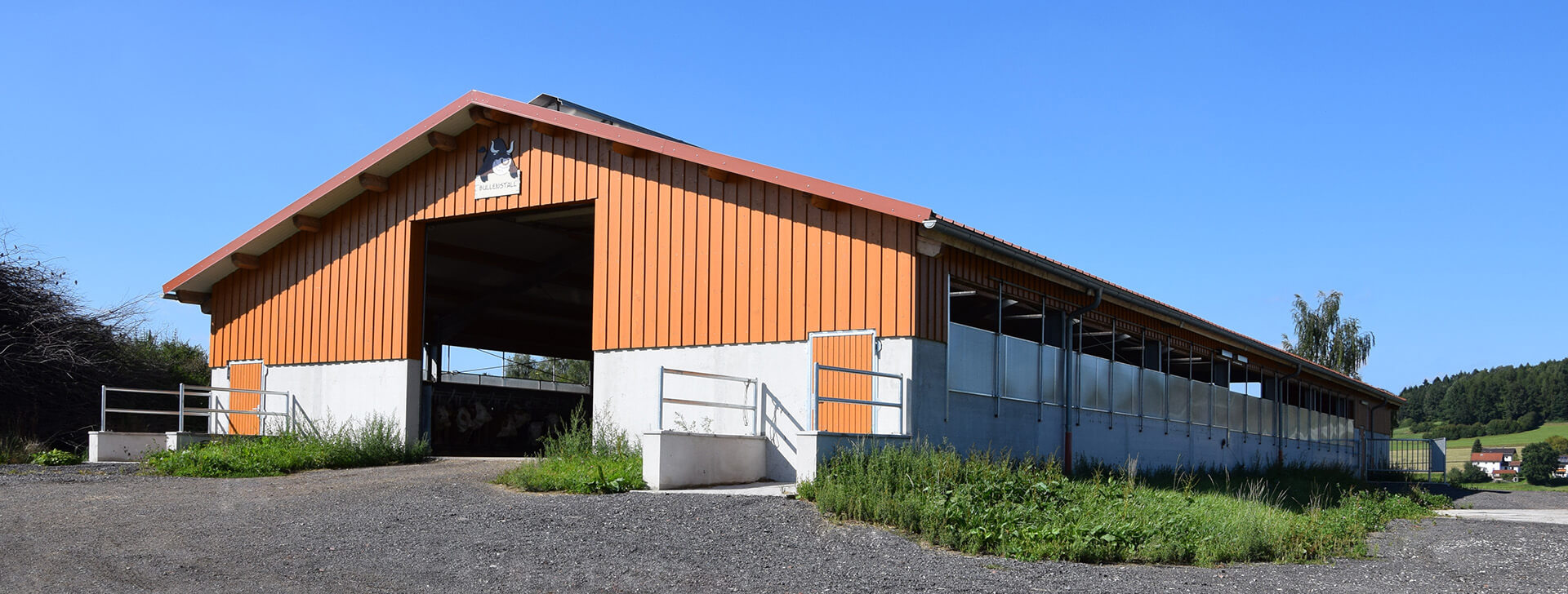 Bull Barns - Cattle barns - WOLF System Bull Barns - Cattle barns - WOLF System