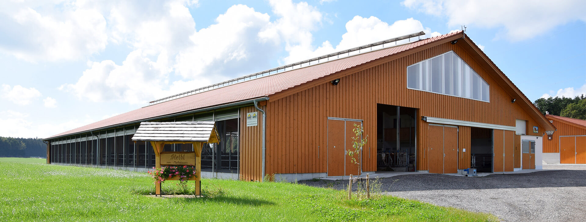 Calf Barns - WOLF System