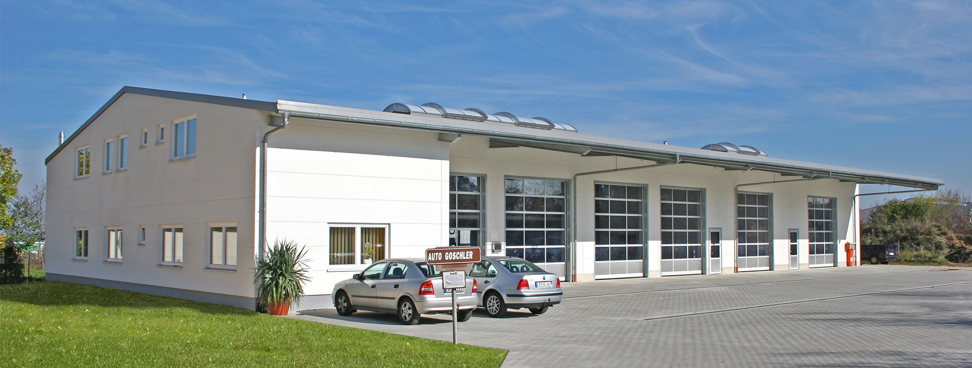 Car Dealerships and Workshops - WOLF System