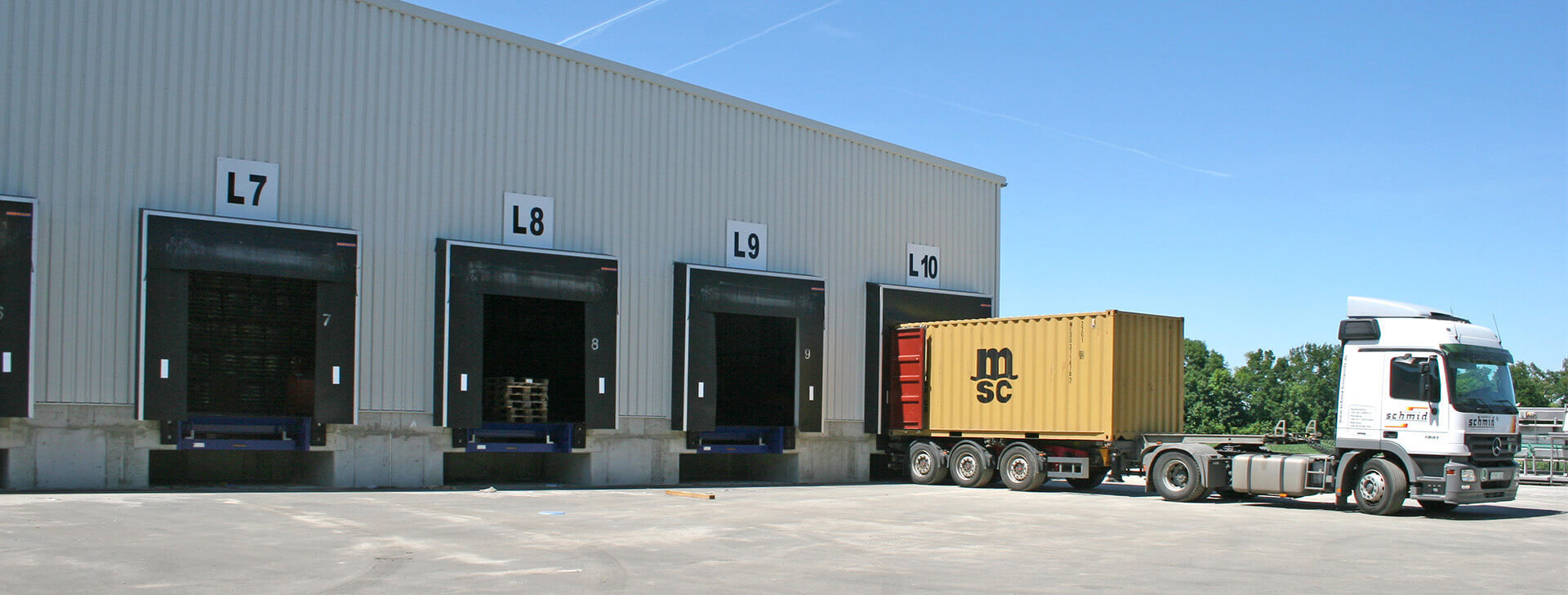 Logistikhalle - Industriebau - WOLF System Logistikhalle - Industriebau - WOLF System